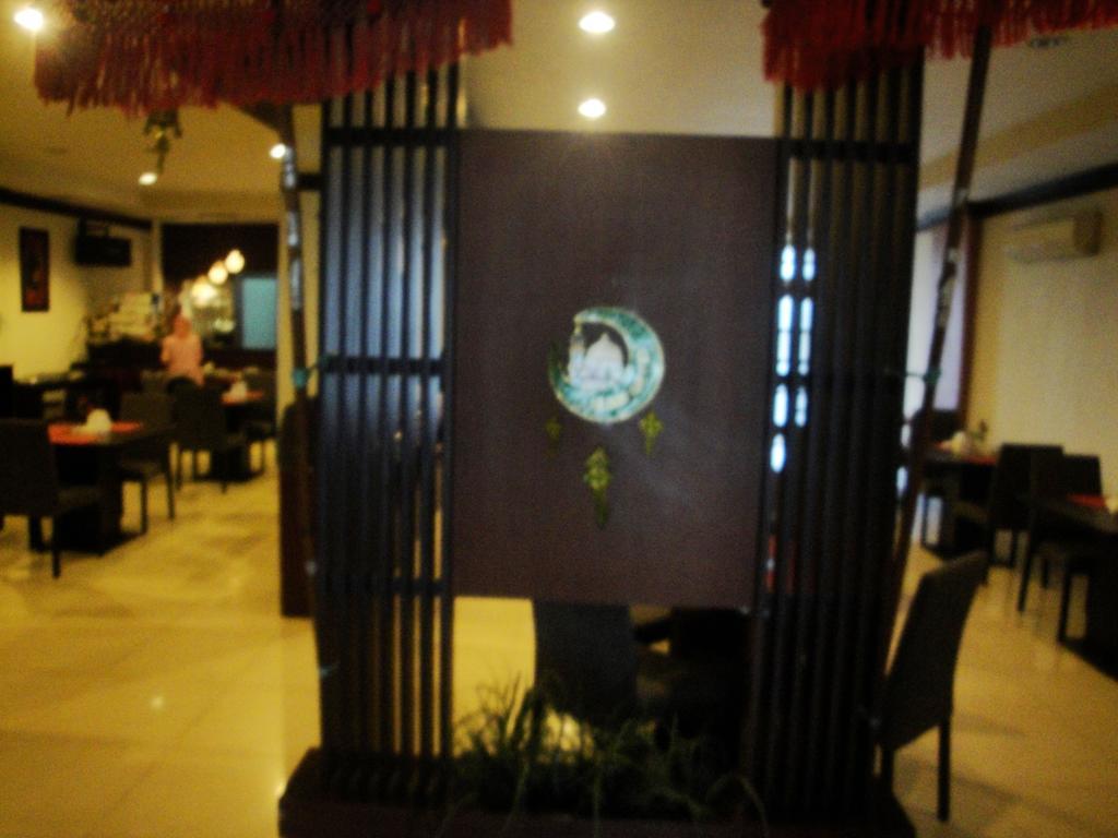 Imperial Hotel Kendari Eksteriør bilde