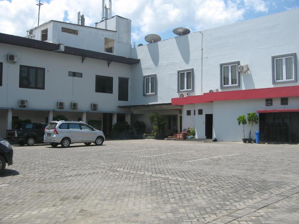 Imperial Hotel Kendari Eksteriør bilde